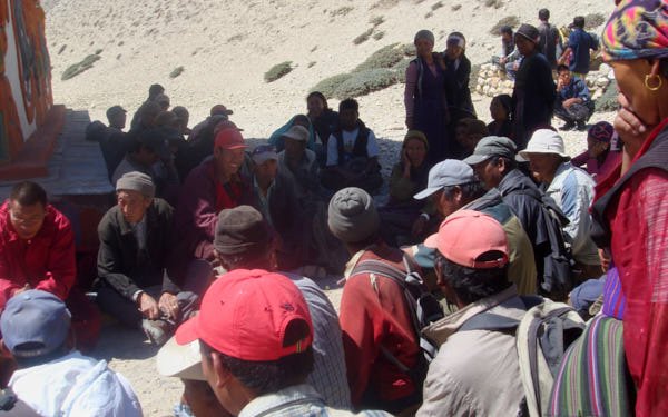 Meeting at Sumda Chorten after the looting